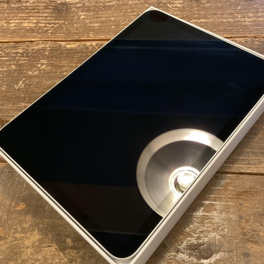 のりさん①AppleiPad (第10世代) Wi-Fi シルバー64GB
