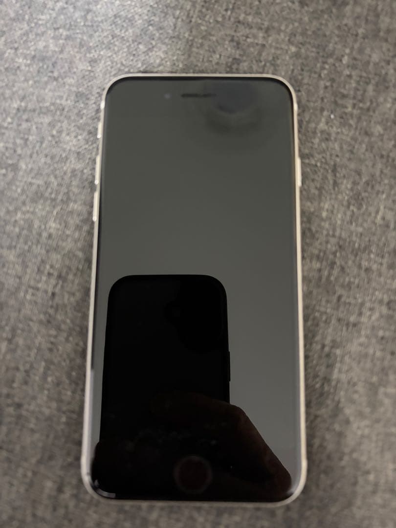 Apple iPhone 第3世代スターライト本体