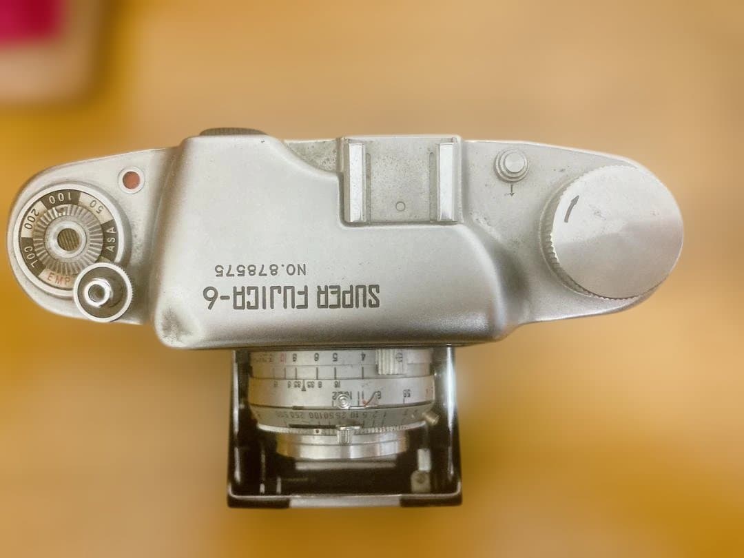 Super Fujica-6 レンジファインダーカメラ