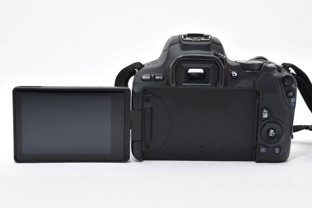 ★外観美品★ キヤノン CANON EOS KISS X9 ボディ