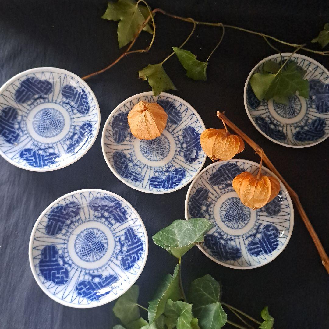 「華麗なデザイン 松と松ぼっくり」 印判小皿(直径11cm)5客セット 骨董アン