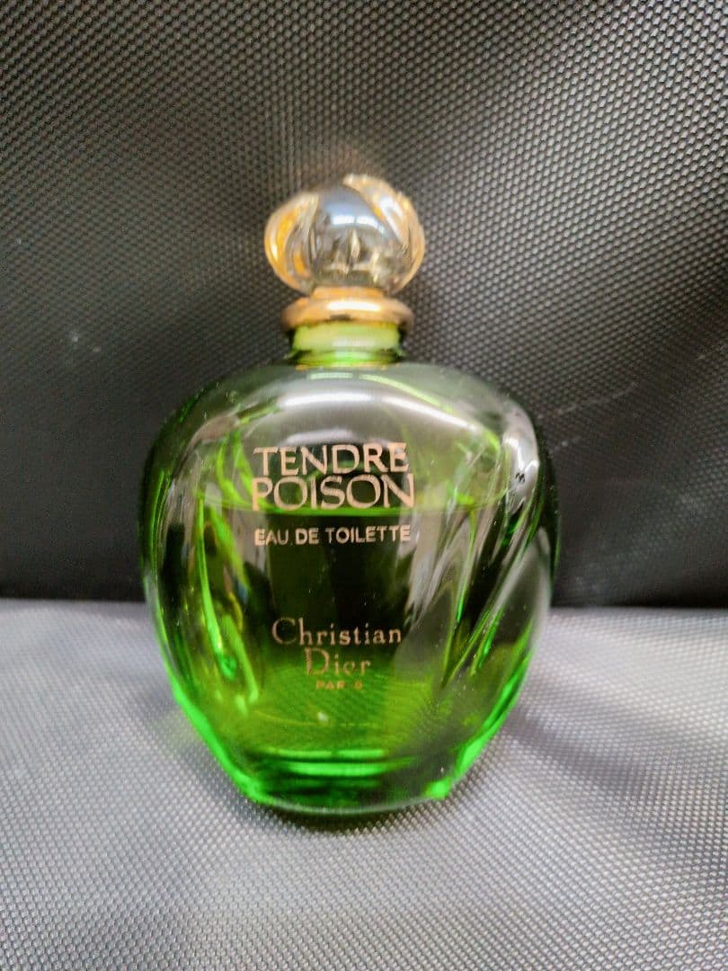 クリスチャン ディオール タンドゥル プワゾン オードトワレ50ml　M2826