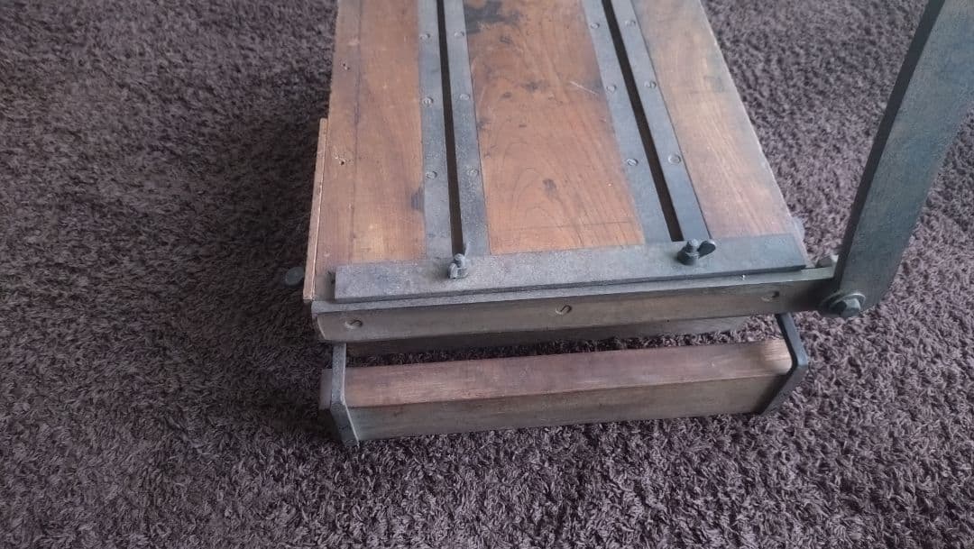 古道具　木製裁断機