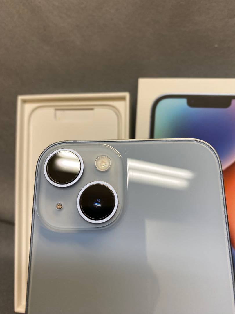 美品　国内版　SIMフリー　iPhone14 256GB 　ブルー色