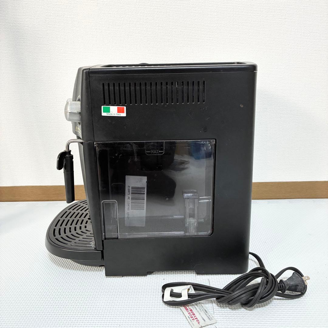 デロンギ マグニフィカ ESAM1000SJ 全自動コーヒーマシン