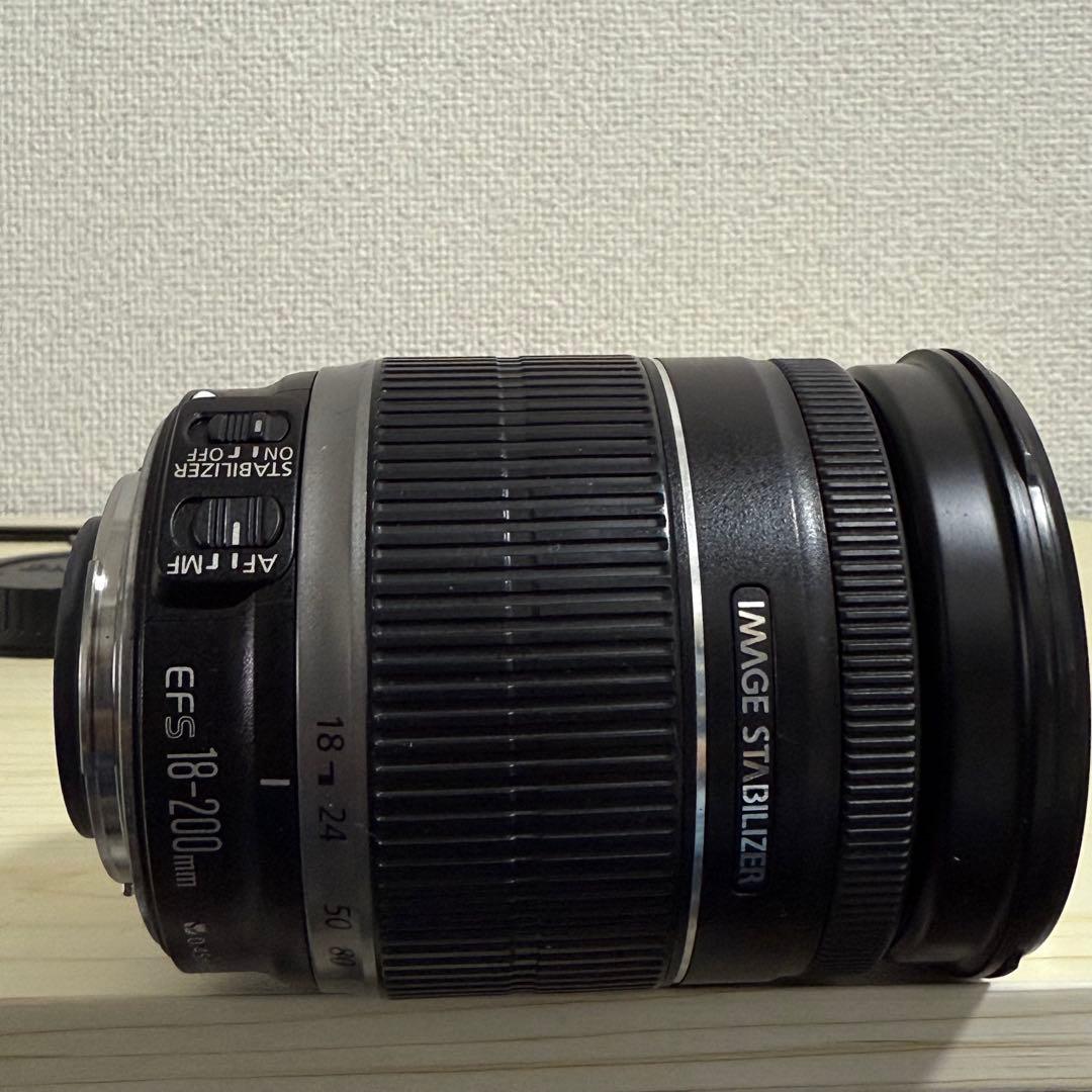Canon EFS 18-200mm レンズ