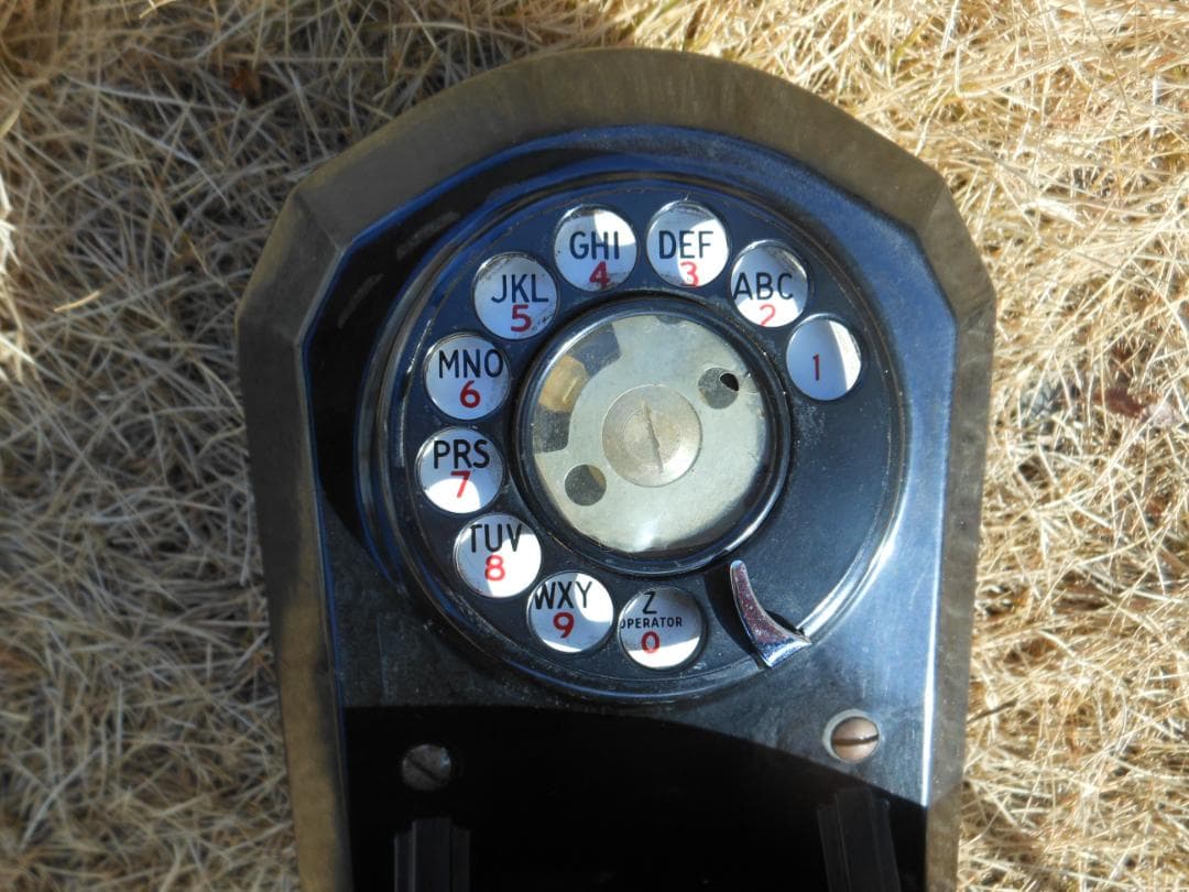 壁掛け電話機　ダイヤル式　オートメーション・エレクトリック AE50