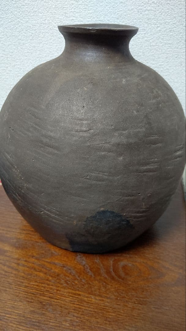 値下げ陶製の壺　検　やきもの　陶芸　オブジェクト　置物　薩摩　鹿児島