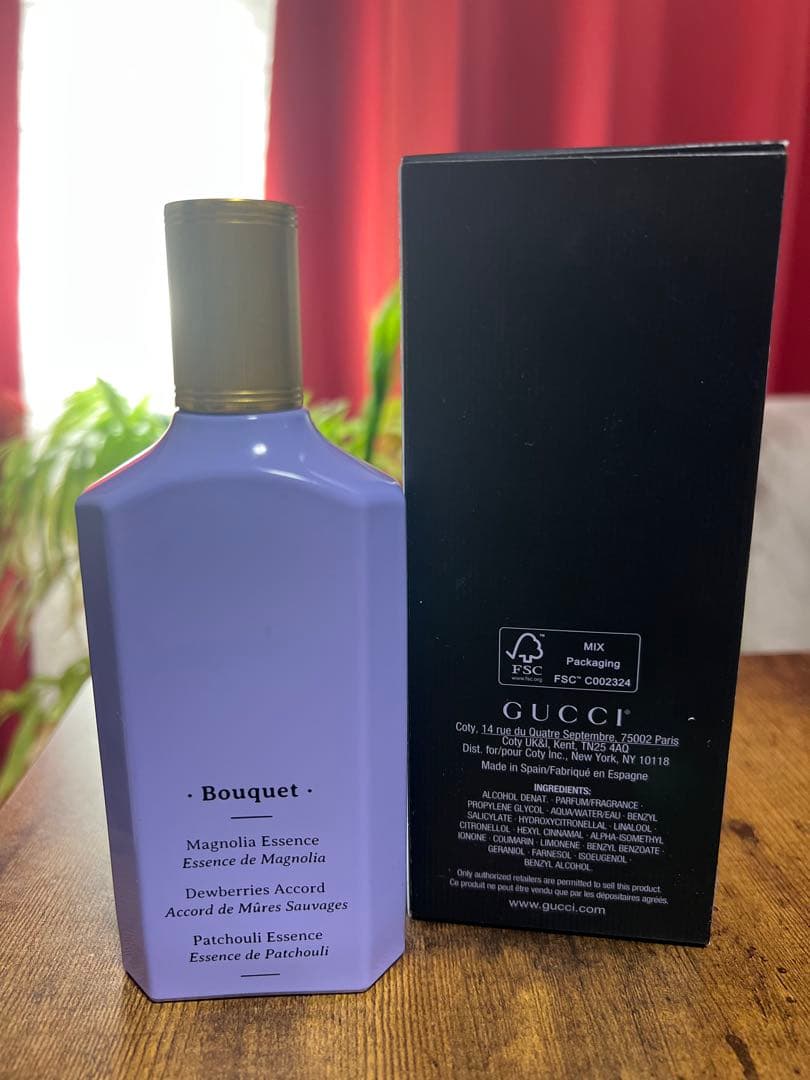 グッチ　香水　GUCCI FLORA GORGEOUS MAGNOLIA