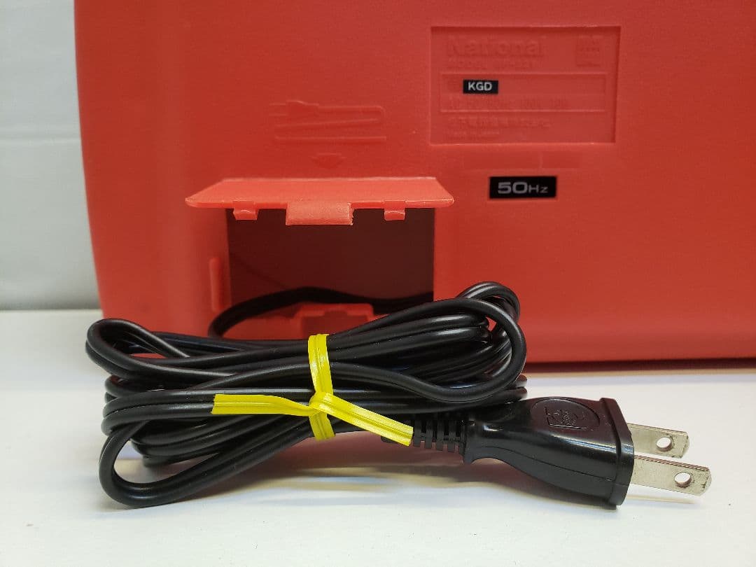 ①ナショナル ポータブルレコードプレーヤー SF-321 動作OK 50hz専用