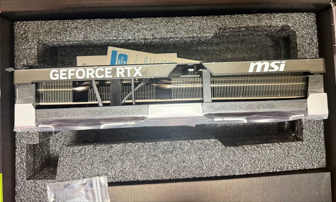 VENTUS 3X GEFORCE RTX™ 5090 ヒートシンクのみ