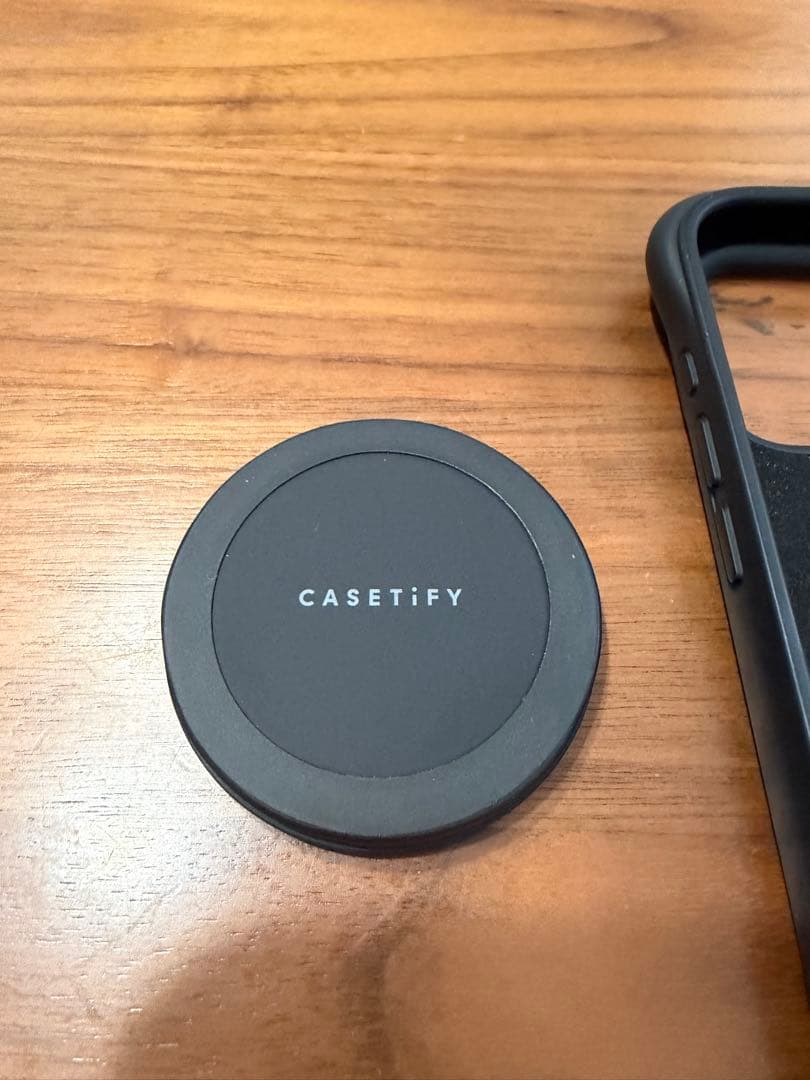 casetify iPhone 17pro グリップスタンド　シリコンウェーブ