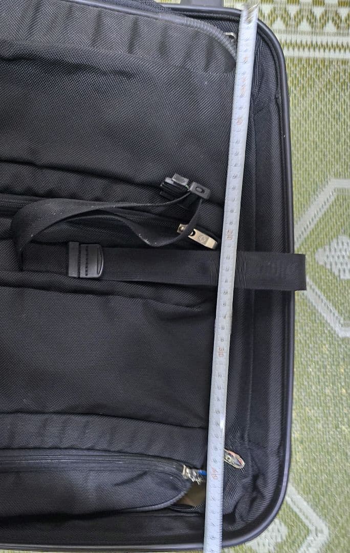 Samsonite 黒 キャリーケース 中型