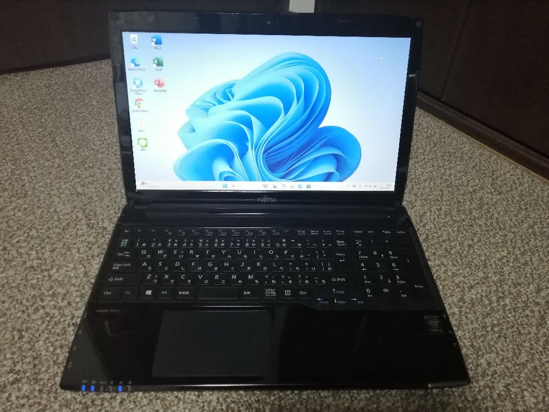 格安ノート！FUJITSU LIFEBOOK AH45/S