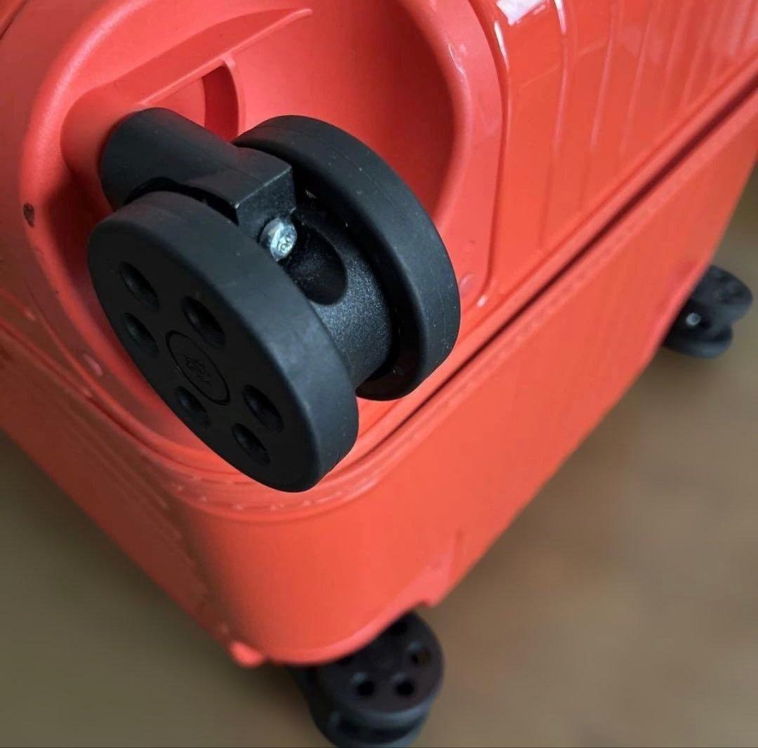 超美品　リモワ　トランクプラス　オレンジ 1度使用限定色　RIMOWA