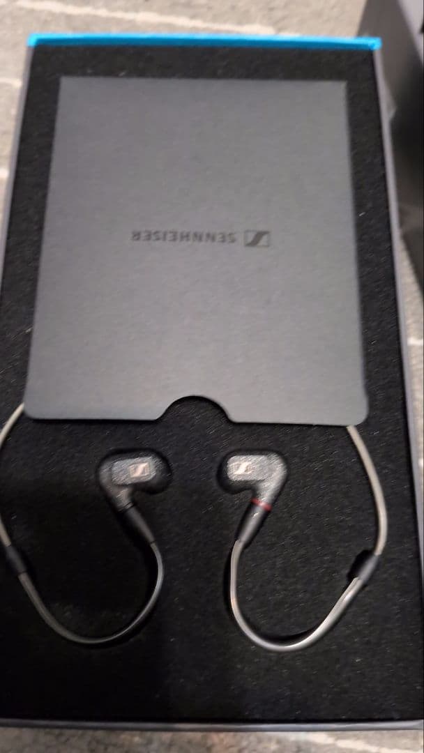 Sennheiser IE 300 有線イヤホン