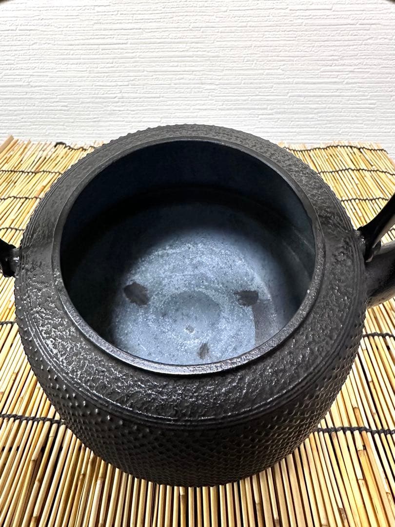 未使用品　工房和秋 金野 和秋作 １５型九重アラレ　南部鉄瓶　南部鉄器　鉄瓶
