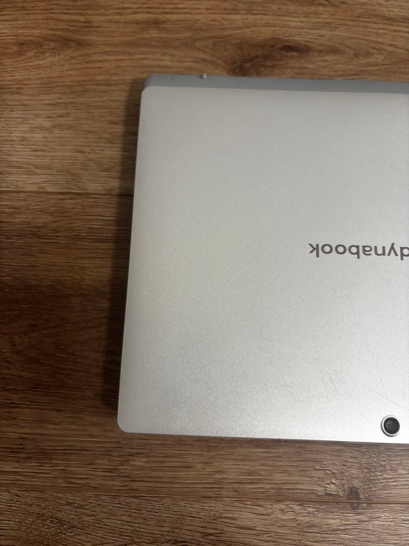 Dynabook K50 キーボード割れあり　メモリ8GB ジャンク扱い