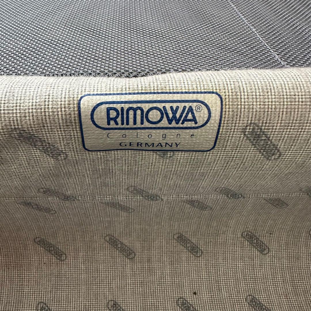 リモワRIMOWAレッド33L 2輪キャリー