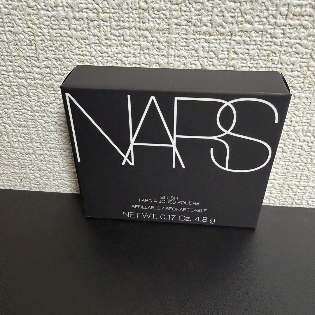 ❗️限定色•週末値下げ中❗️NARS ブラッシュ　Ｎ　962　HUNGER