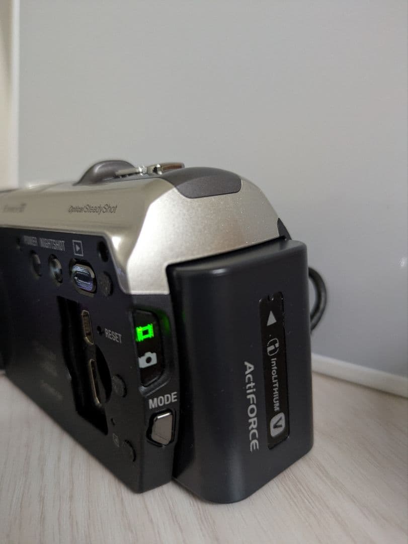 SONY HDR-CX560 1230万画素 ビデオカメラ 本体 純正ケース付き