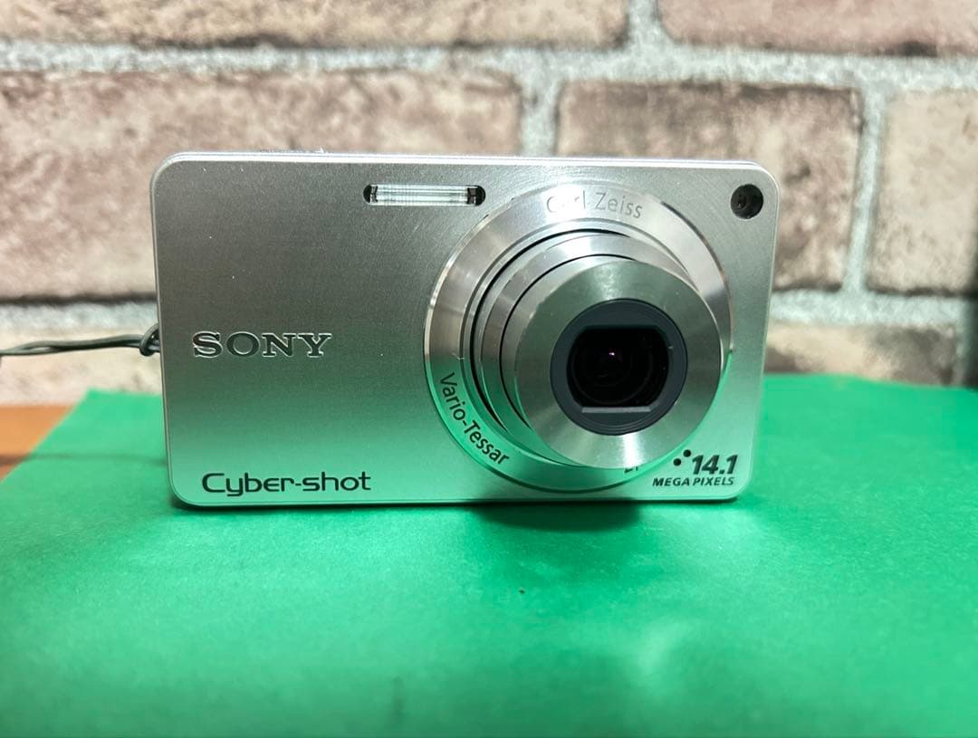 K*y様 少し懐かしい画質で撮れる。SONY Cyber-shot デジタルカメ
