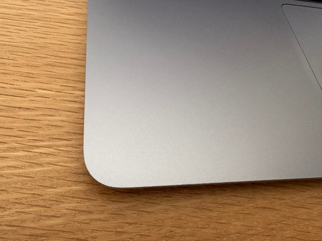 MacBook本体 Apple MacBook Air M1 8GB 256GB
