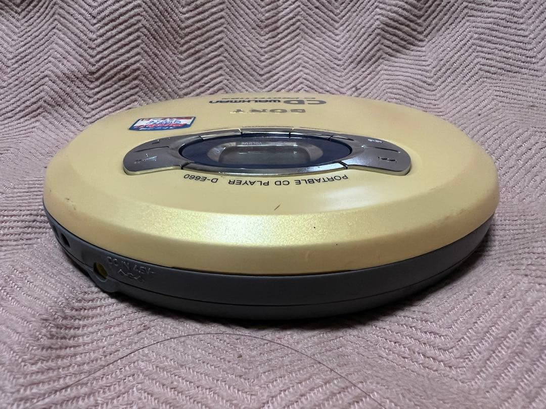 SONY ソニー　CD WALKMAN ウォークマン　D-E660