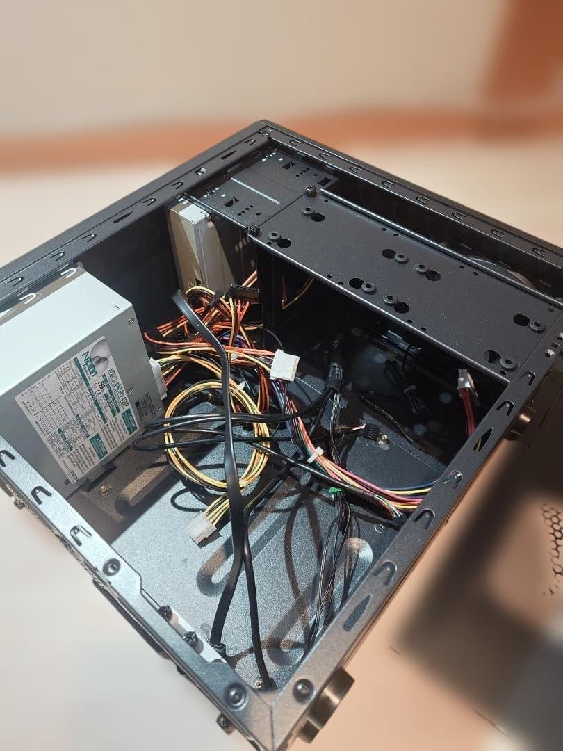 Fractal Design Core 1100 PCケース　電源付