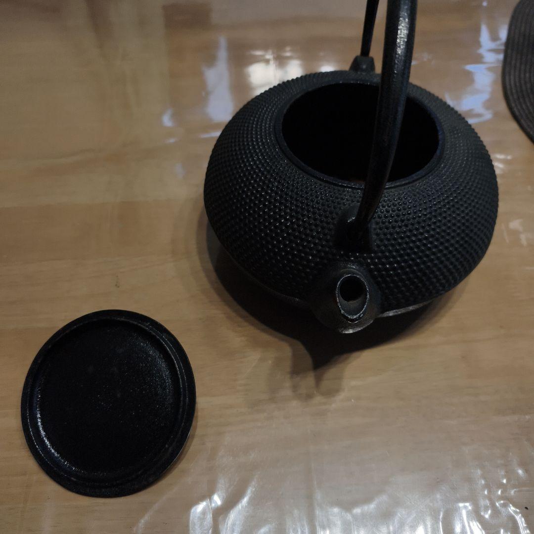 黒色 鋳鉄製 鉄瓶