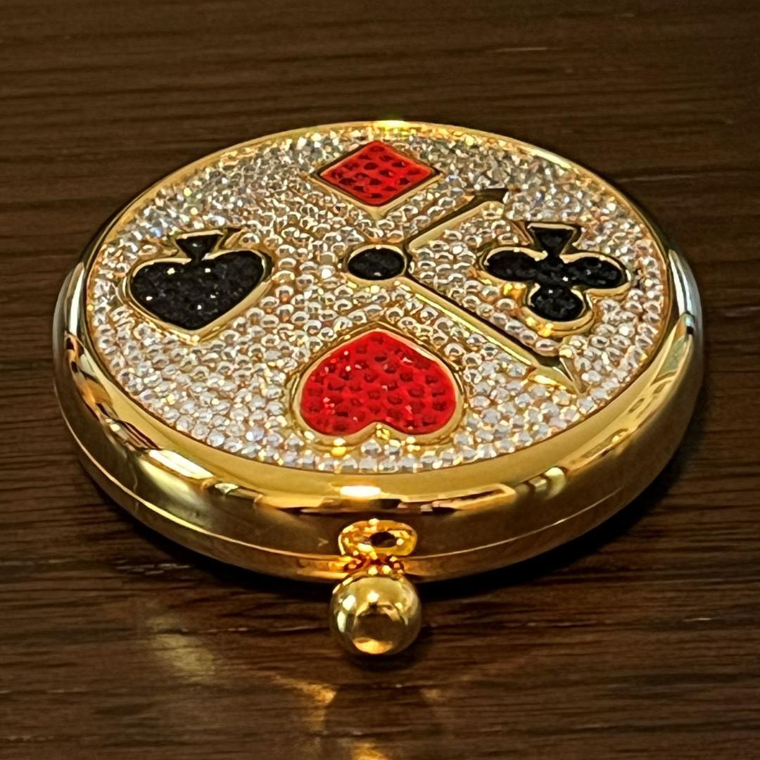 海外限定1　ESTEE LAUDER　エスティローダー　メタルコンパクト