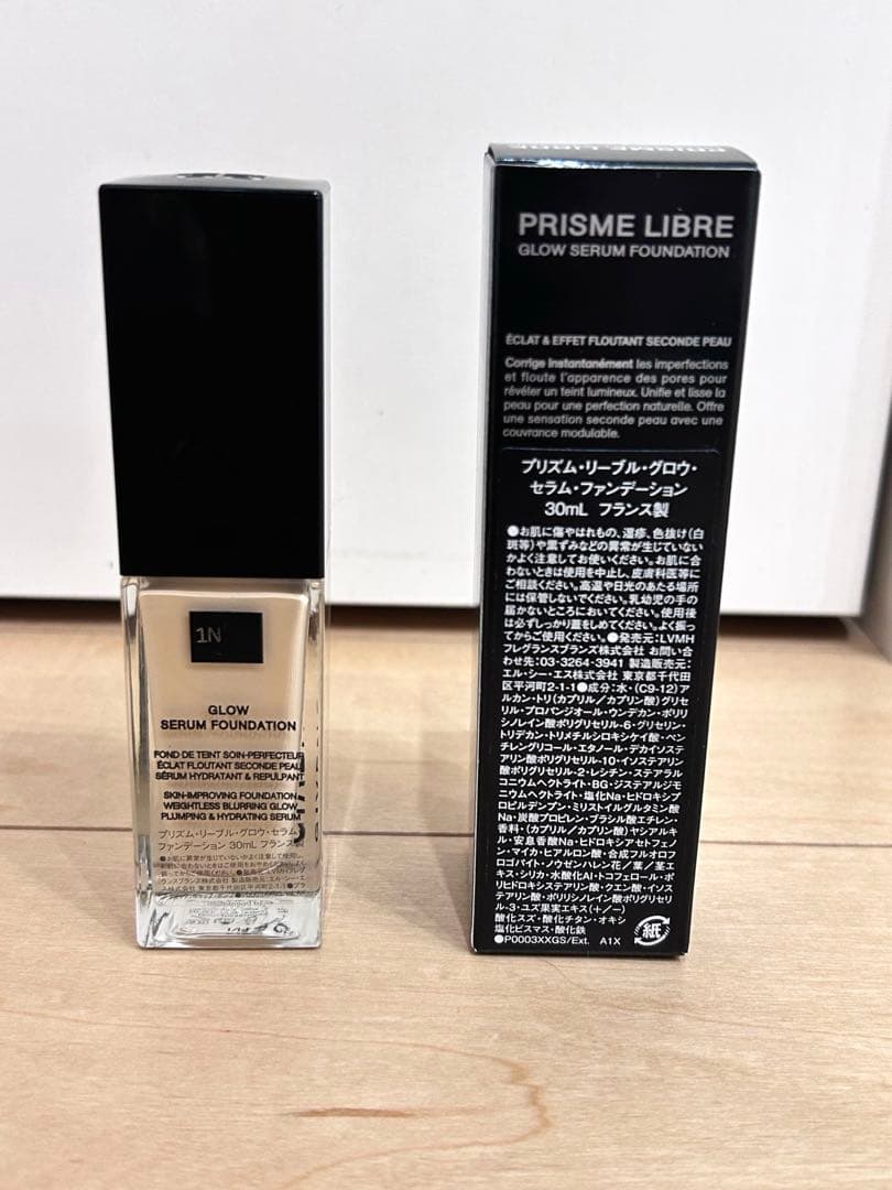 ファンデーション GIVENCHY PRISMELIBREGLOW SERUMFOUNDATION