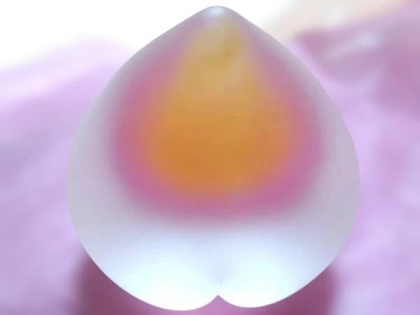 期間限定値下げ！ノグチミエコさん　桃飾り　ガラス細工