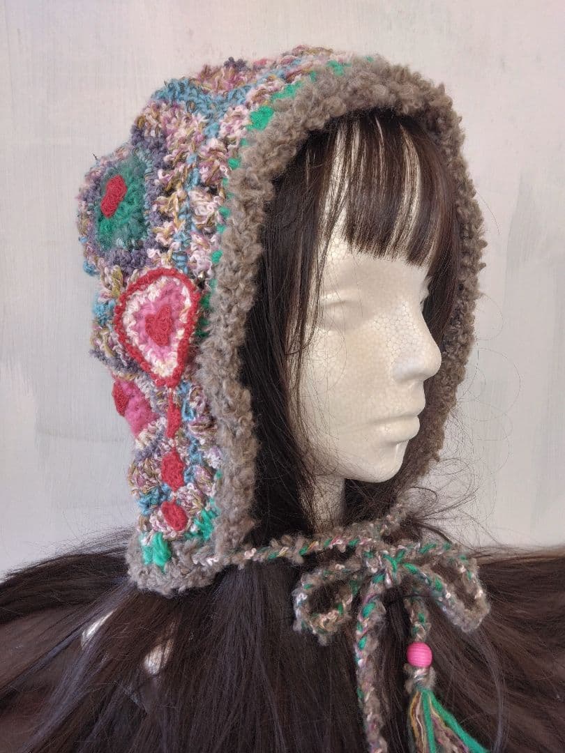 モコモコ系帽子ハートたくさんパイロット帽子ハートアクセサリーつきハンドメイド