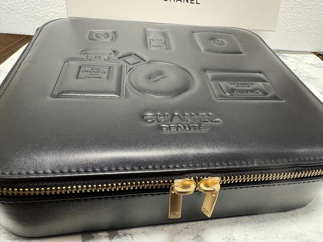 CHANEL LA COLLECTION ノベルティ