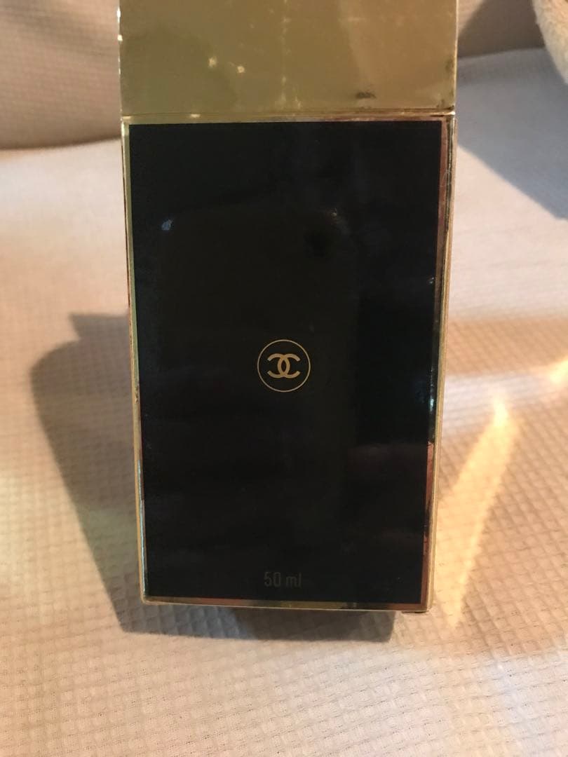 CHANEL香水 シャネル 未使用50mlEAU DE PARFUM 送料無料