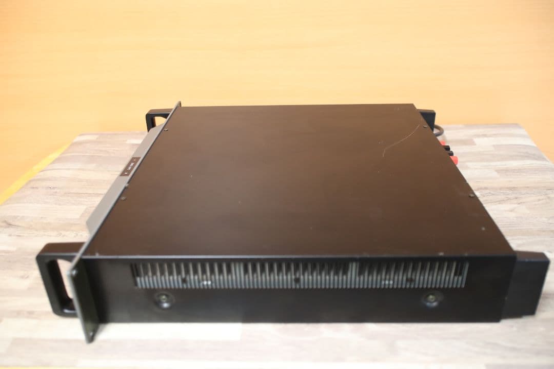 ②SONY　プロ用パワーアンプ