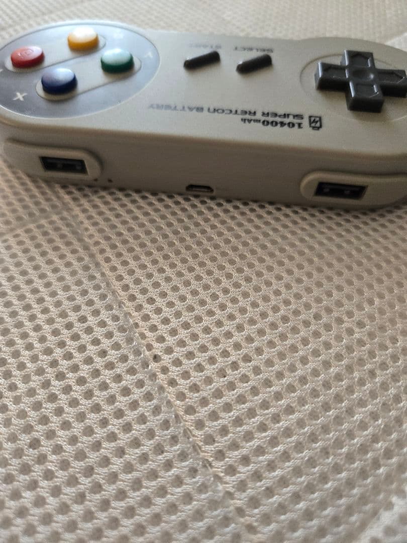 スーファミコントローラー型バッテリー