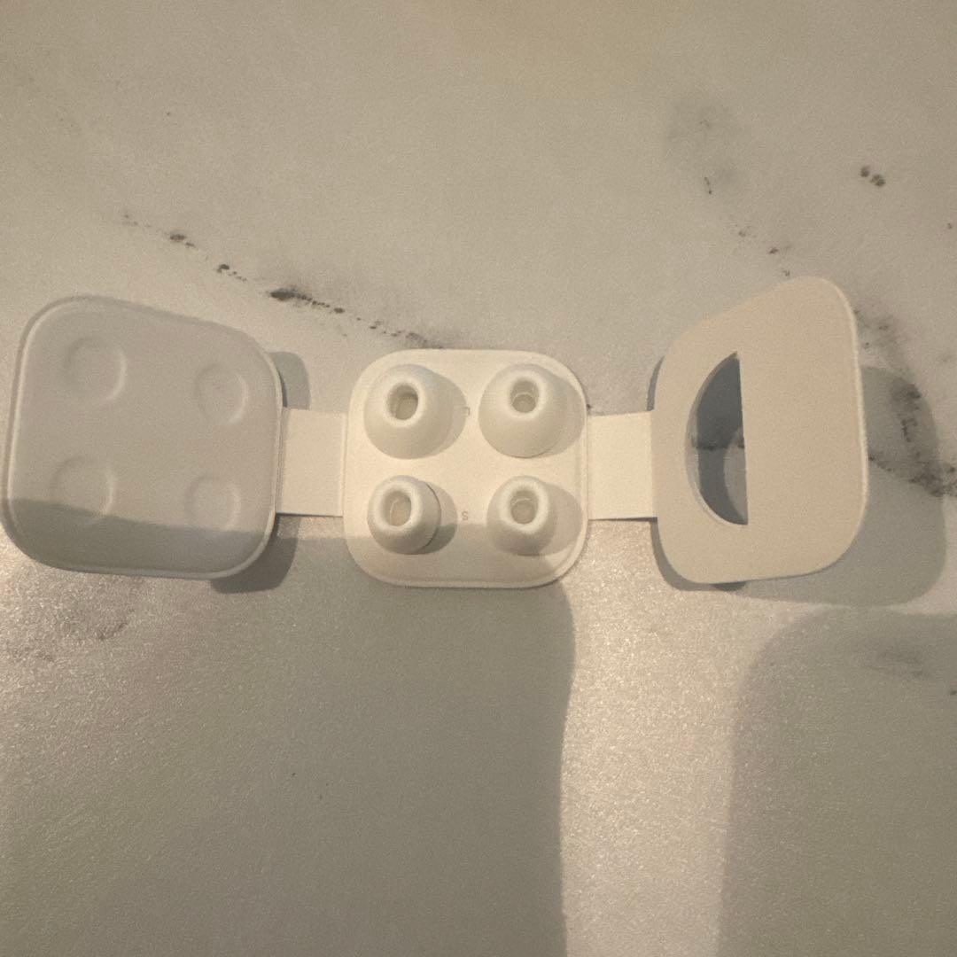 AirPods pro 第2世代　左耳　ライトニング