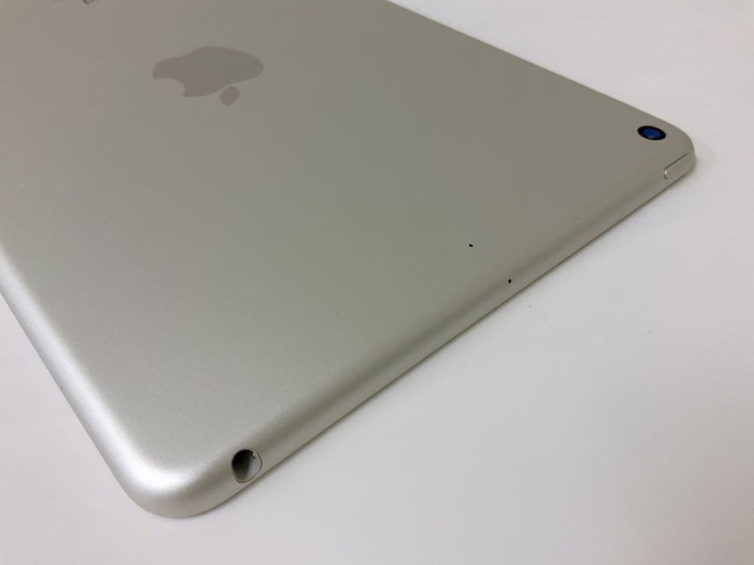 【美品】iPad mini 第5世代64GB Wifiモデル 付属品完備
