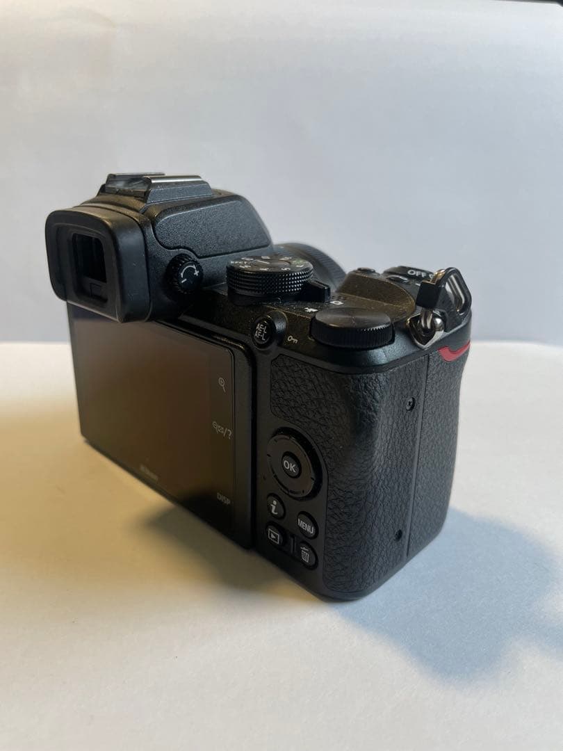 【美品】Nikon Z50 16-50VR 本体 +2個バッテリー付き