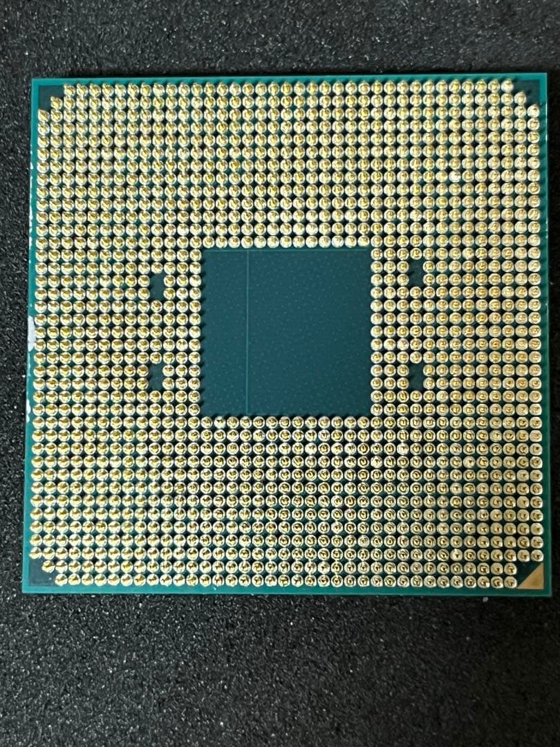 CPU AMD Ryzen7 3700X