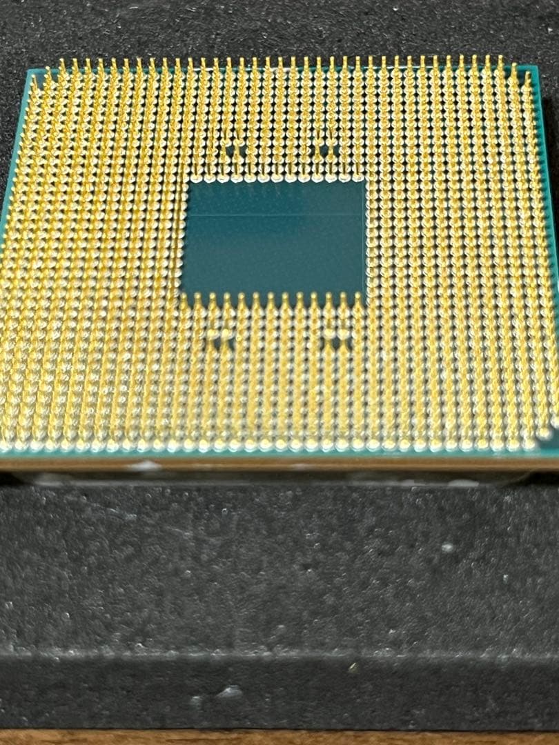 CPU AMD Ryzen7 3700X