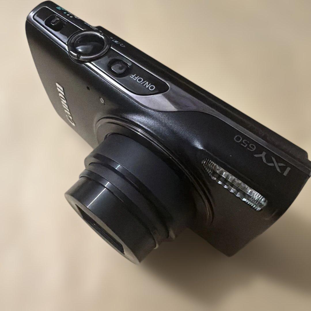 Canon IXY 650 コンパクトデジタルカメラ　バッテリーなし