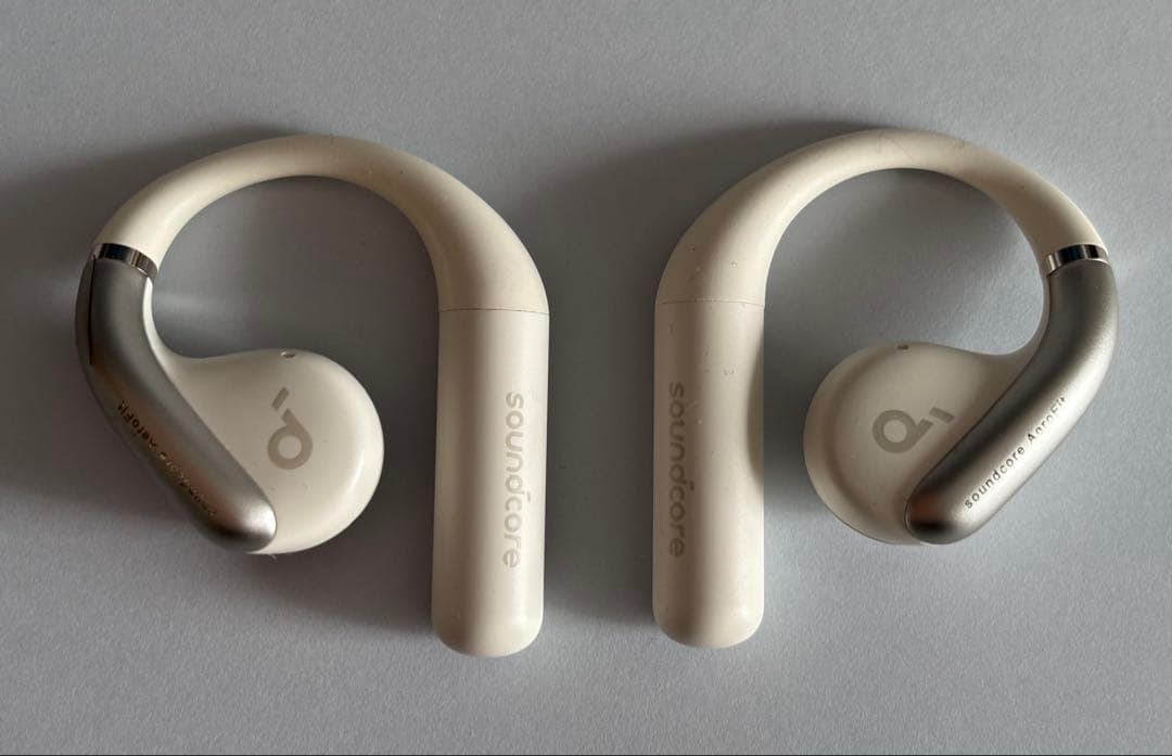 Anker Soundcore AeroFit（Bluetooth 5.3）