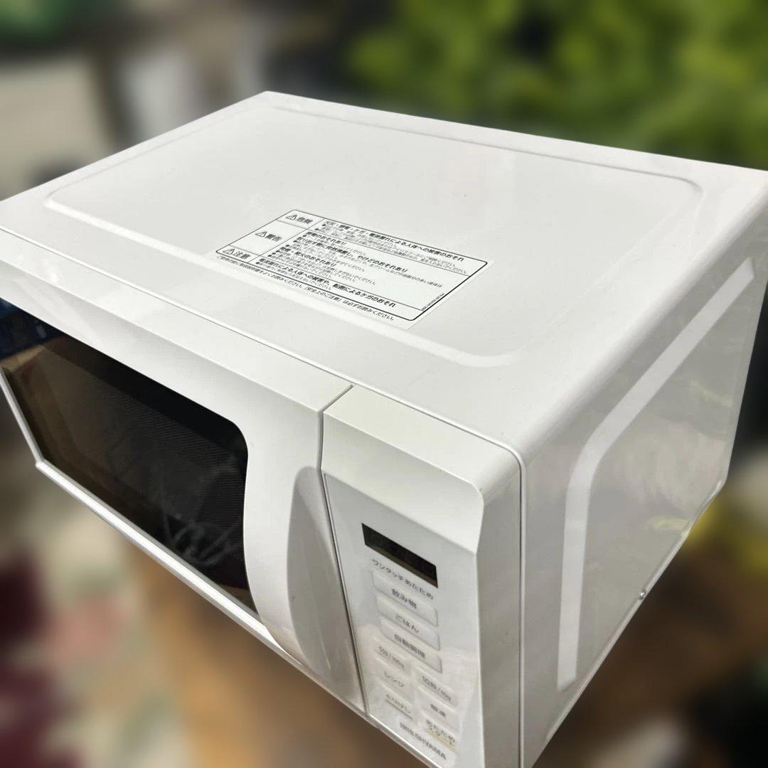 電子レンジ　18L　アイリスオーヤマ　KMB-F186-W 2023年製