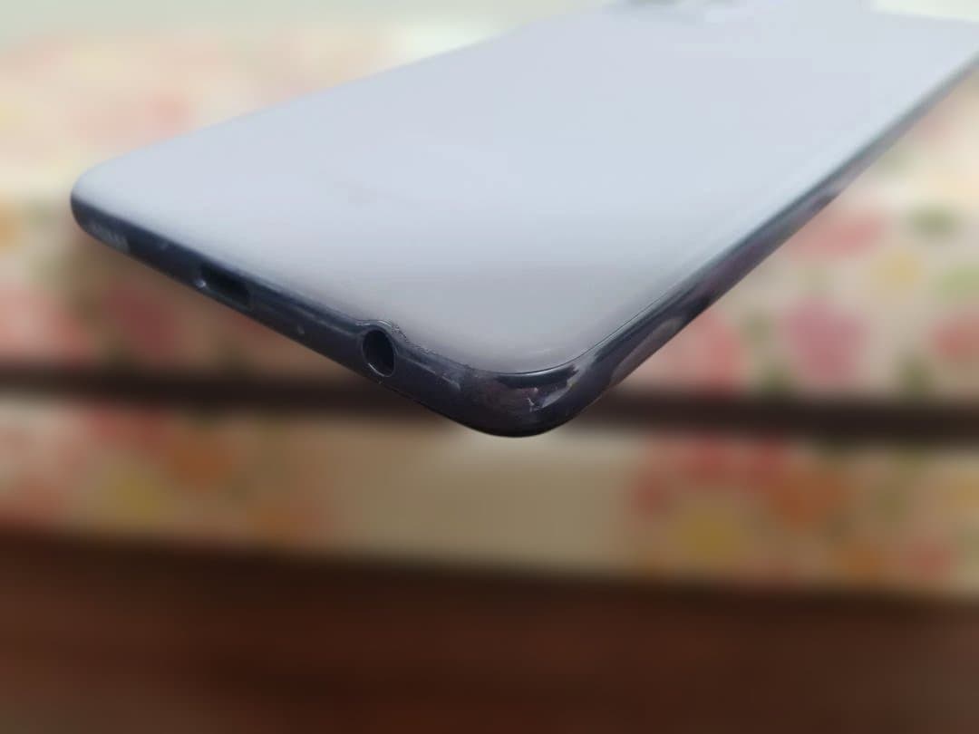 S19美品 Galaxy A52 5G SIMフリー◆128GB◆6GB◆6.5