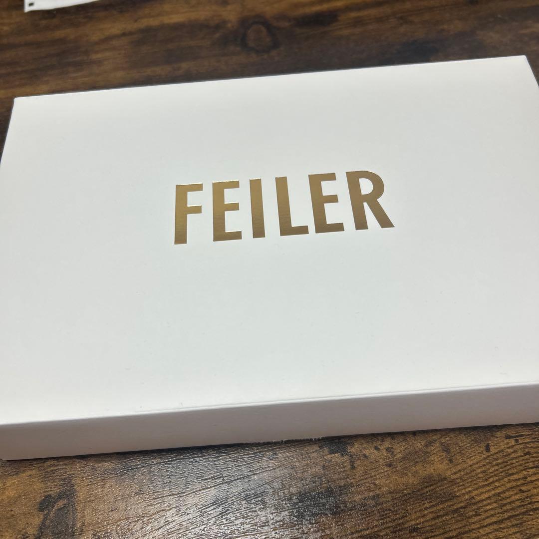 お値下げ中　FEILER モンプティルル ハートチャームポーチ