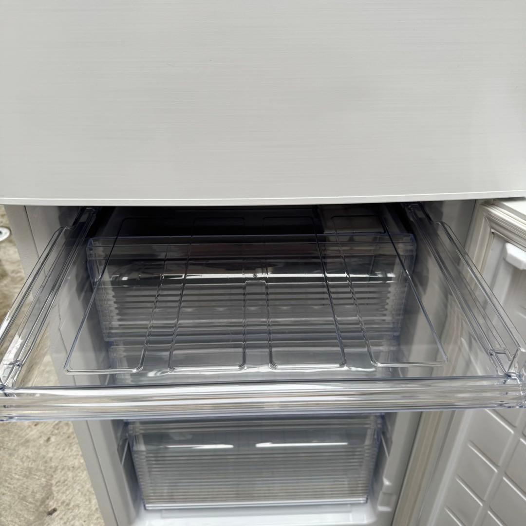 398⭐️送料取付無料★シャープ　冷蔵庫　大型　200L〜300L 一人暮らし