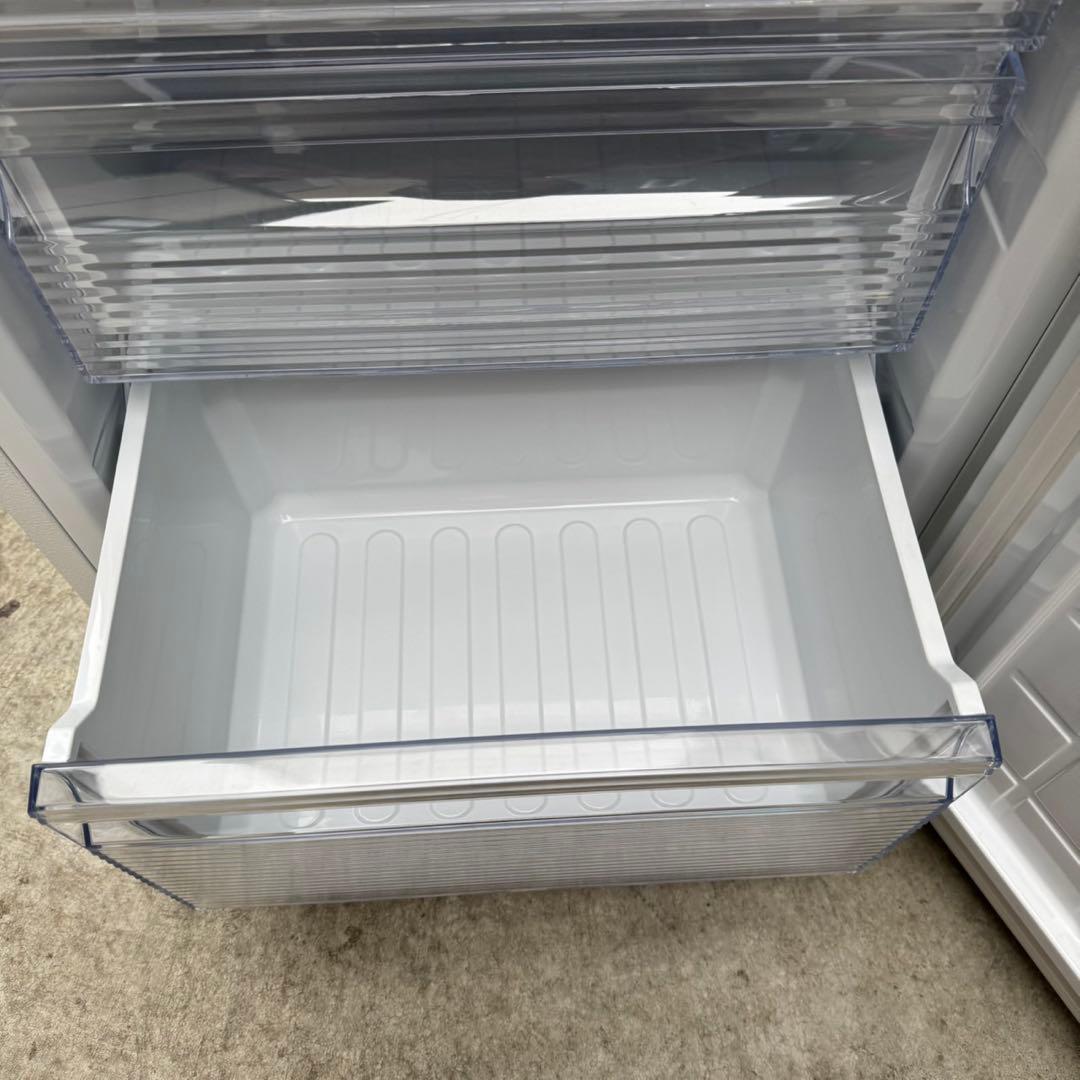 398⭐️送料取付無料★シャープ　冷蔵庫　大型　200L〜300L 一人暮らし